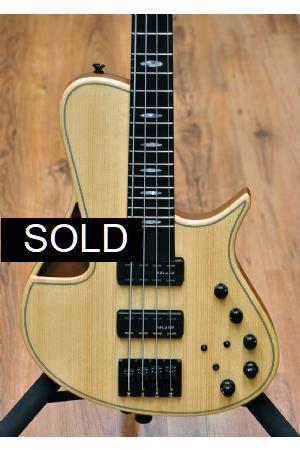 Meridian Mojo II 4 string Val di Fiemme Red Spruce Meridian Mojo II 4 string Val di Fiemme Red Spruce